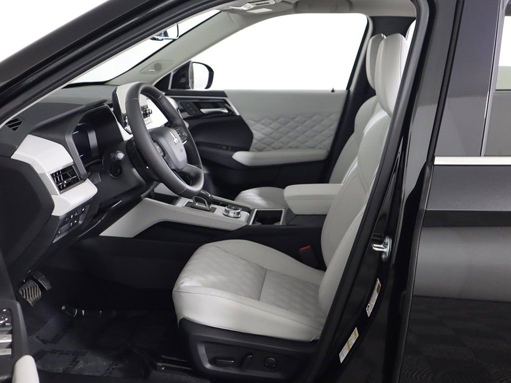 New 2025 Mitsubishi Outlander SEL AWD/4WD image 31