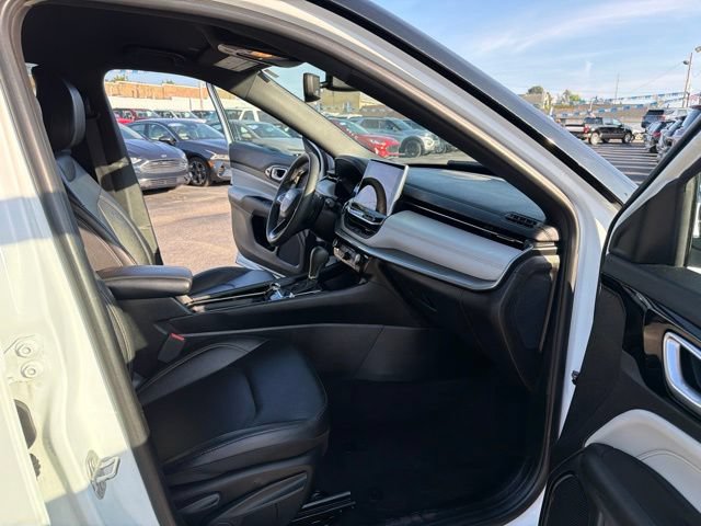 Used 2025 Jeep Compass Limited AWD/4WD image 35