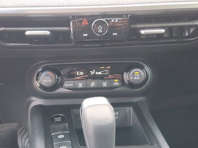 Used 2026 Nissan Kicks SV image 15