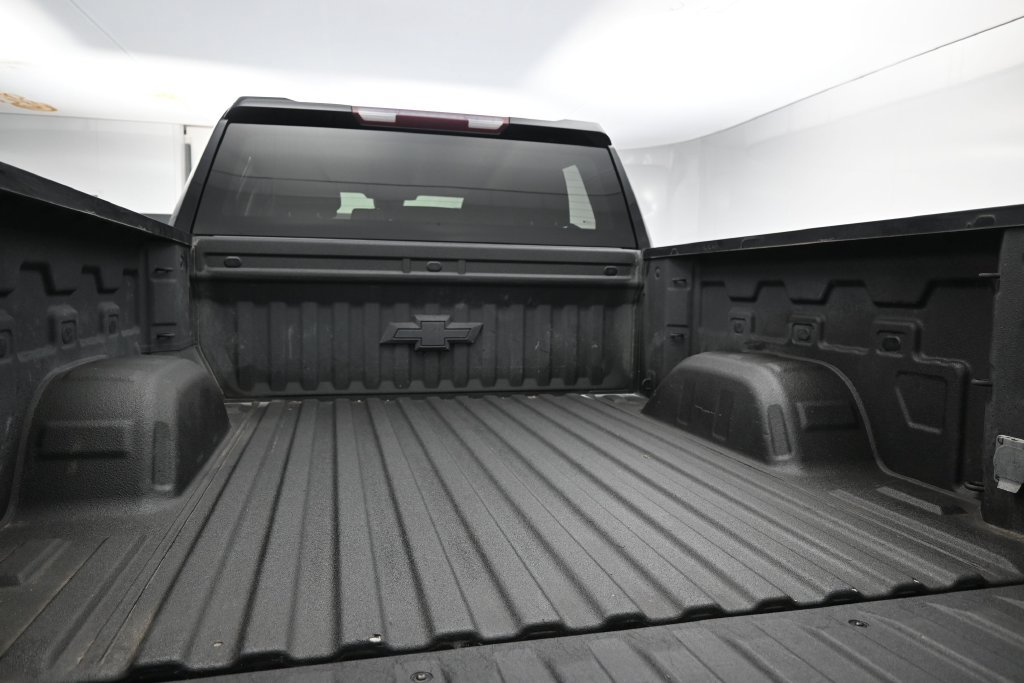 Used 2022 Chevrolet Silverado 1500 Custom AWD/4WD image 27