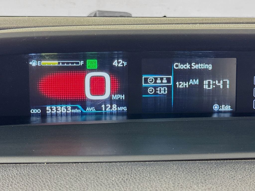 Used 2020 Toyota Prius LE image 21