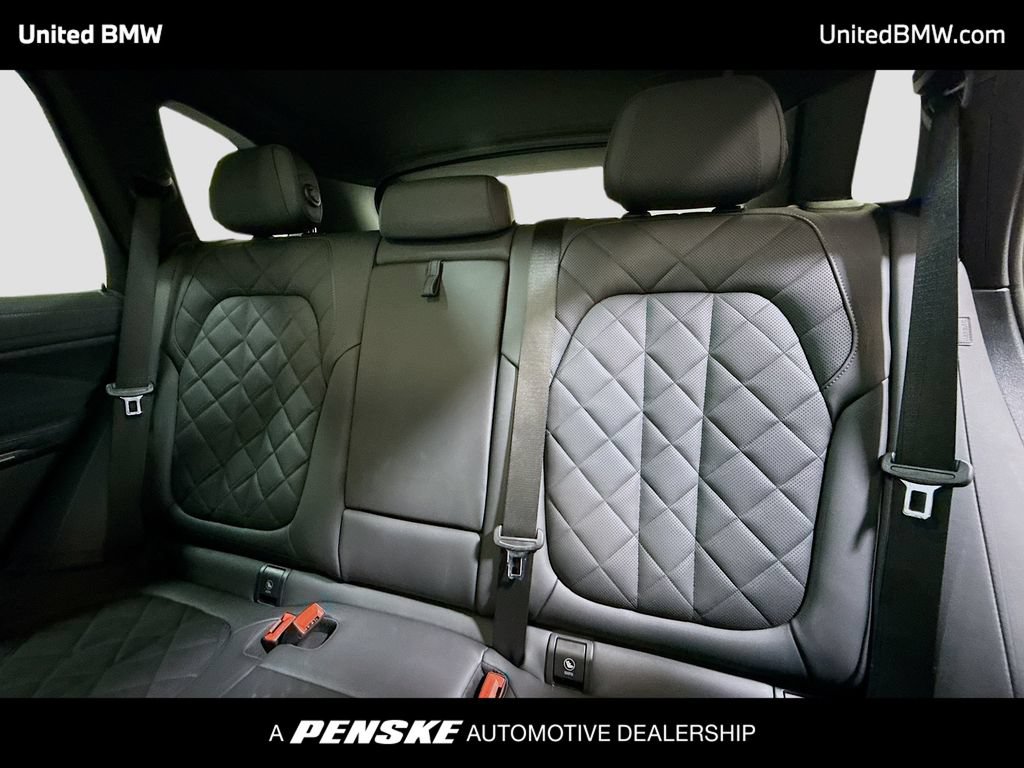 Used 2024 BMW X5 xDrive40i w/ Parking Assistance Package AWD/4WD image 13
