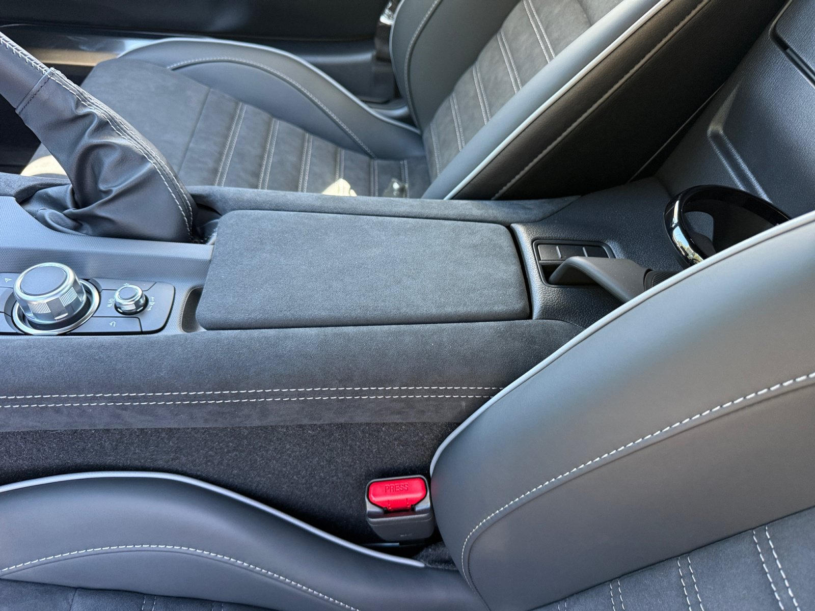 New 2026 MAZDA MX-5 Miata RF Club w/ Interior Package RWD image 14