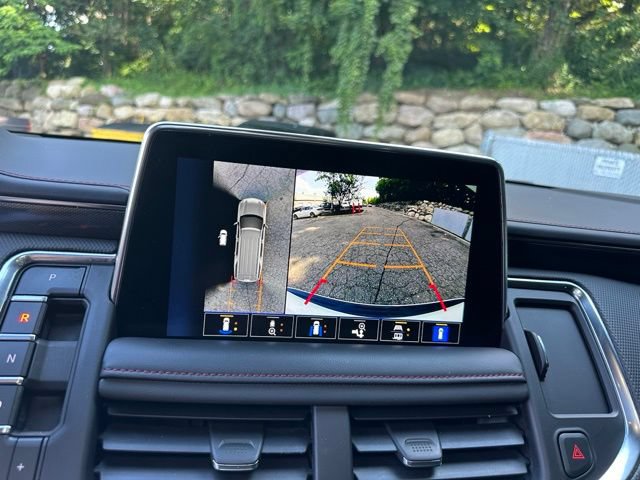 Used 2022 Chevrolet Tahoe RST w/ Luxury Package AWD/4WD image 22