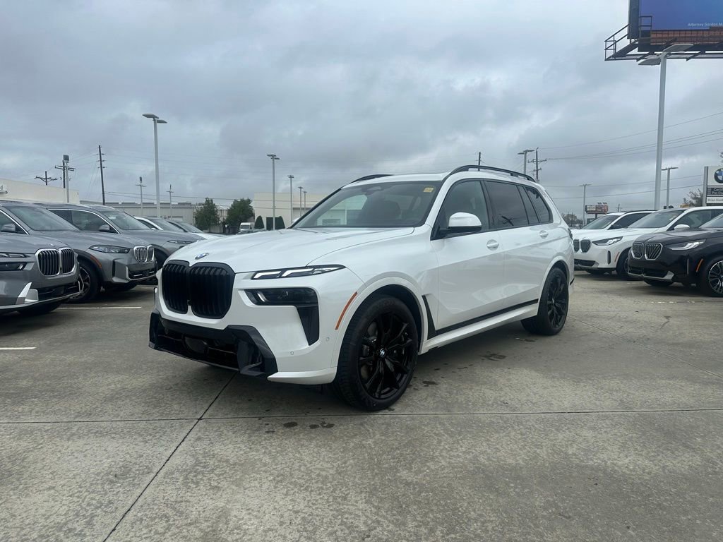 New 2026 BMW X7 xDrive40i