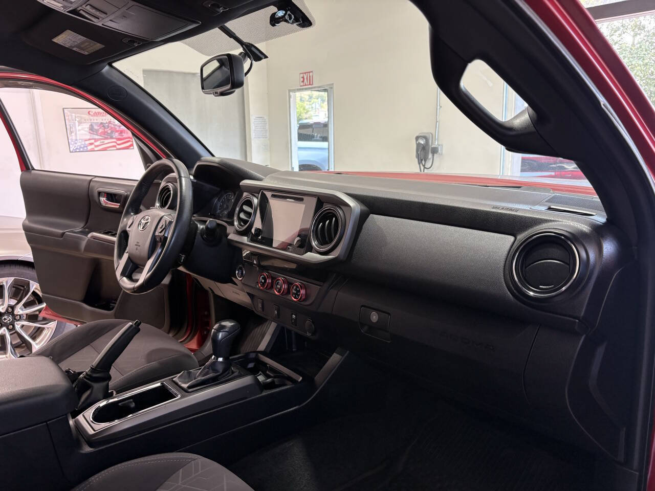 Used 2016 Toyota Tacoma TRD Off-Road w/ Towing Package RWD image 34
