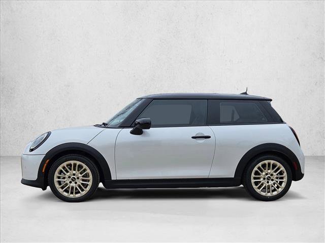 Used 2026 MINI Cooper 2-Door Hardtop image 5