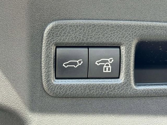 Used 2023 Subaru Solterra AWD image 8