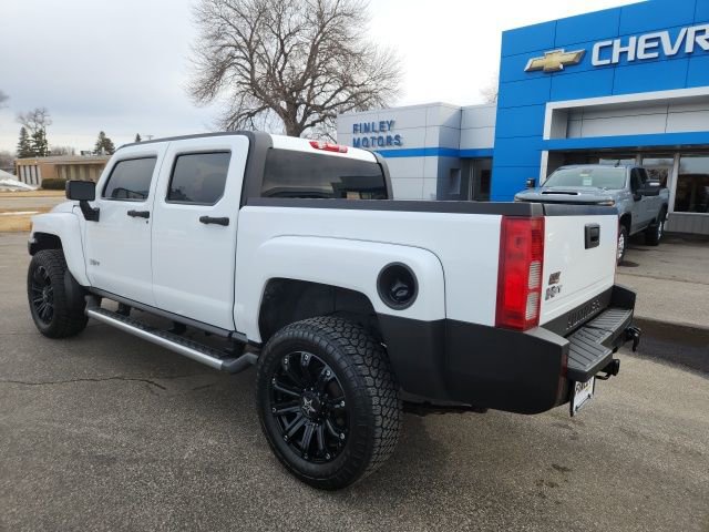 Used 2010 HUMMER H3T Luxury image 3