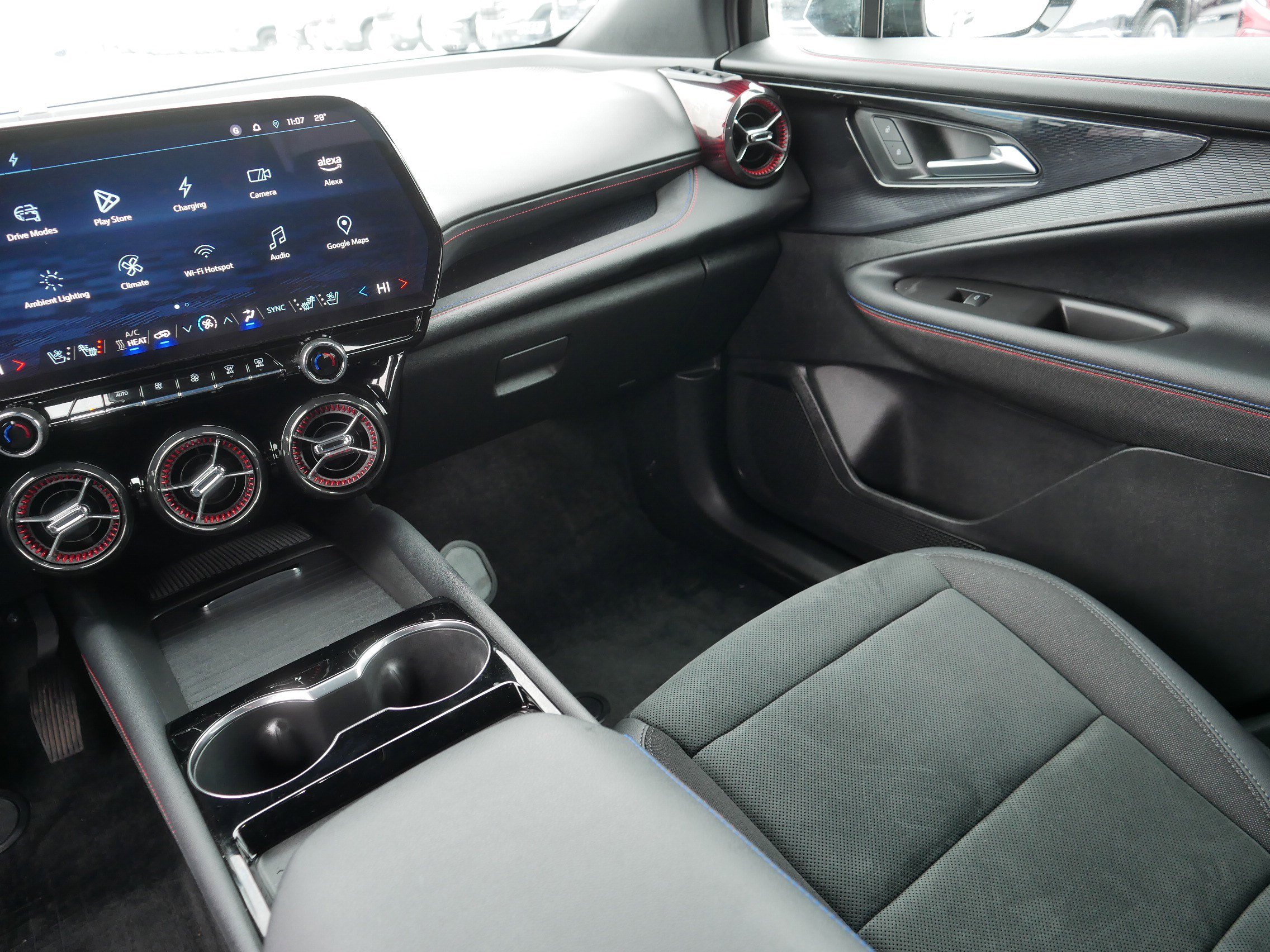 Used 2024 Chevrolet Blazer EV RS image 11