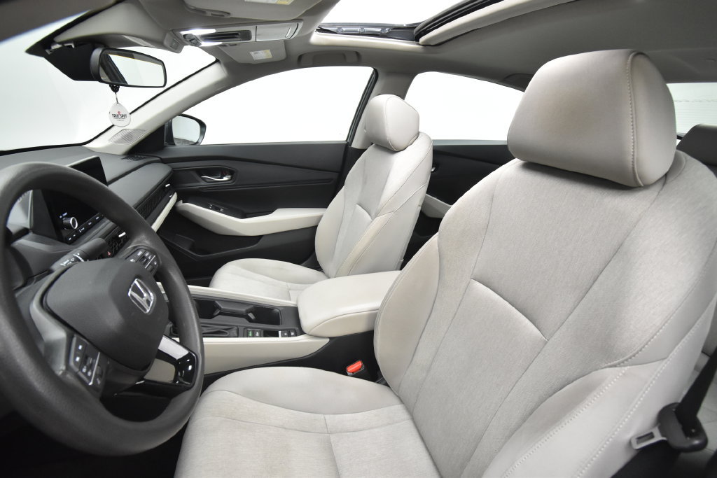 Used 2023 Honda Accord EX image 8