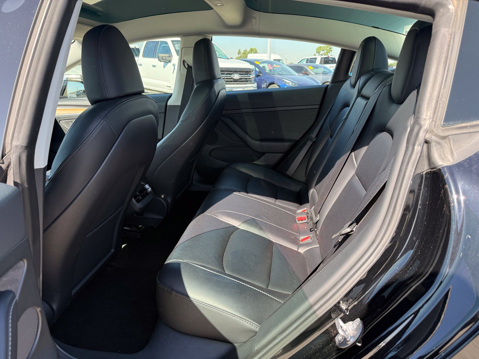Used 2023 Tesla Model 3 Standard Range RWD image 6