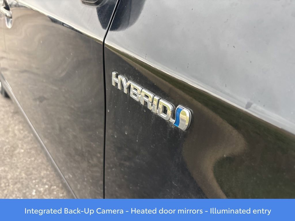 Used 2015 Toyota Prius Three image 4