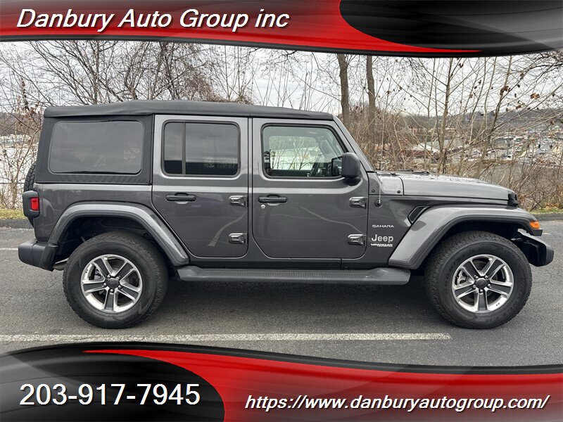 Used 2022 Jeep Wrangler Unlimited Sahara w/ Cold Weather Group AWD/4WD image 7