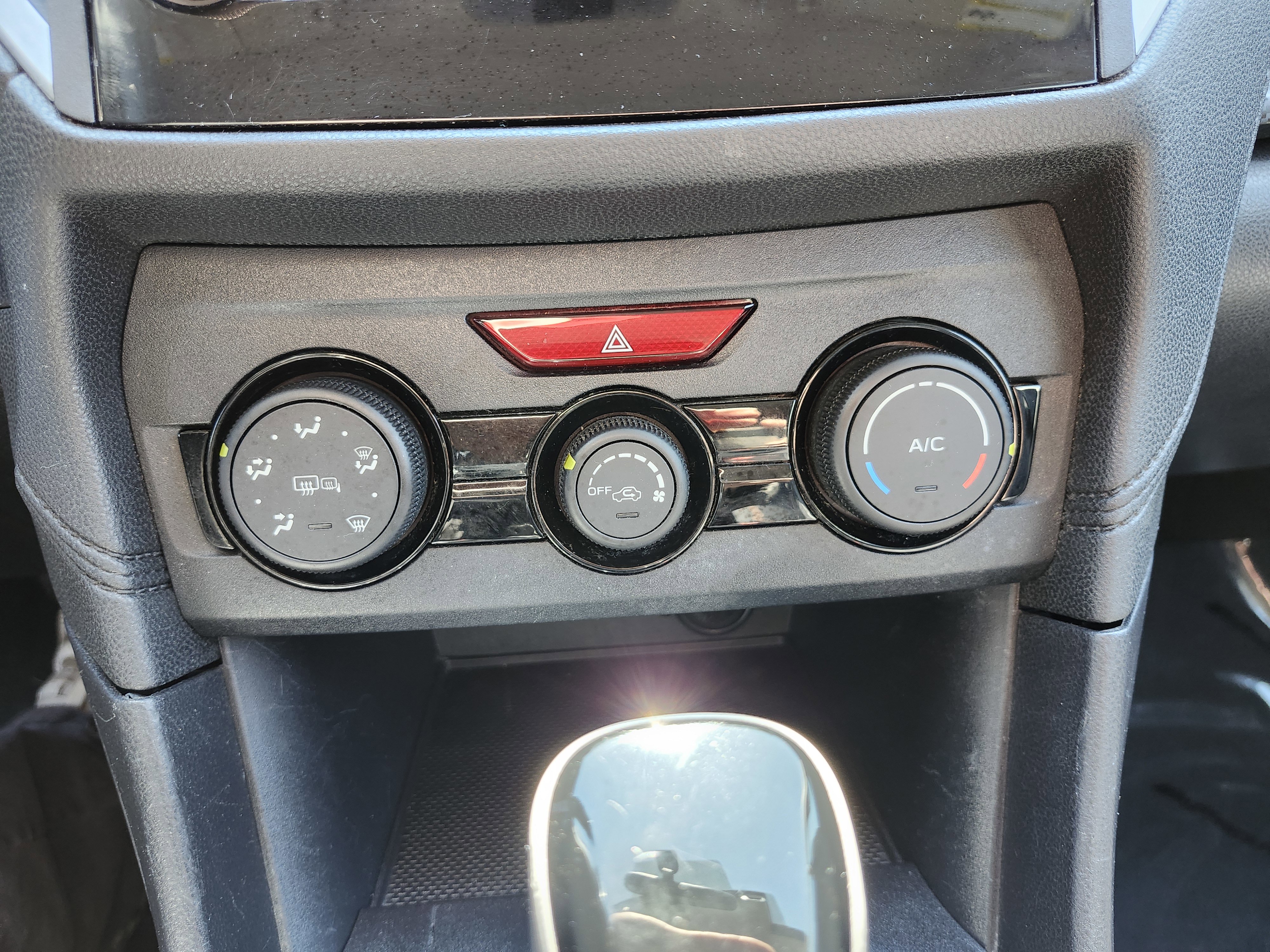 Used 2019 Subaru Crosstrek 2.0i Premium w/ Eyesight System image 30