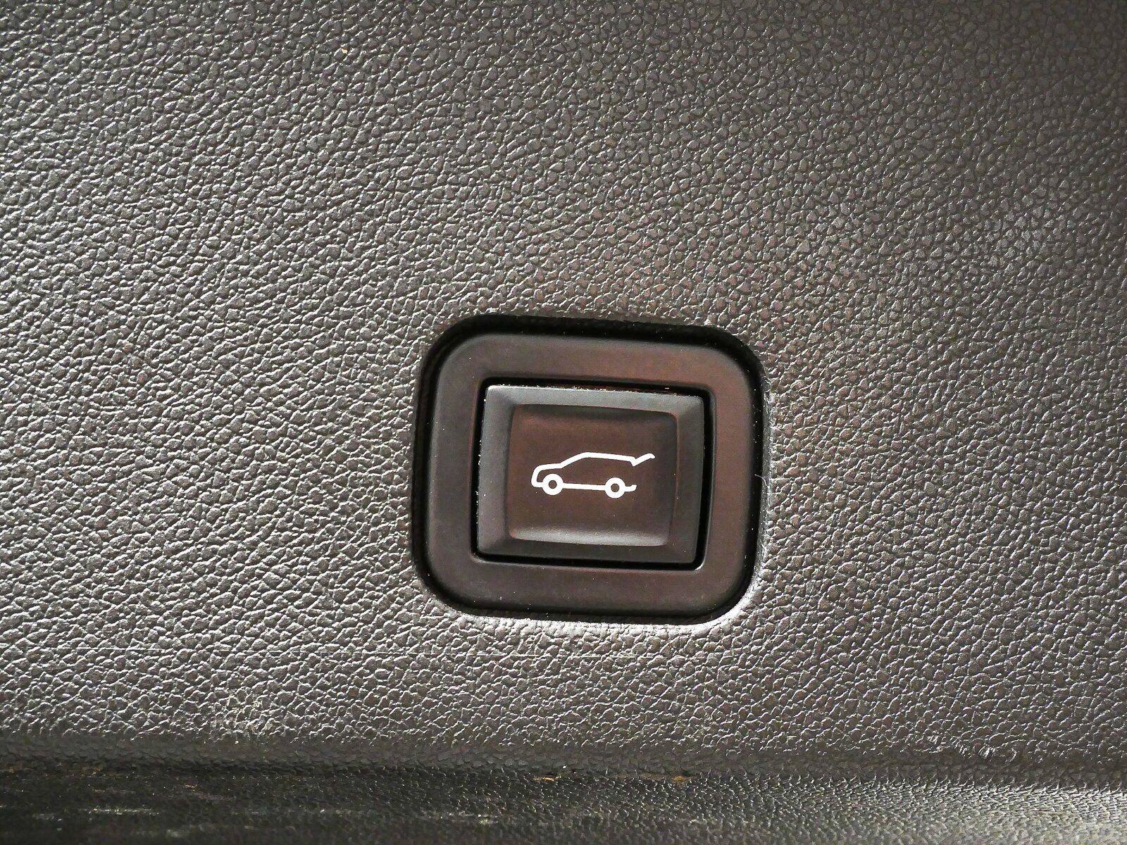 Used 2022 Cadillac XT6 Premium Luxury AWD/4WD image 35