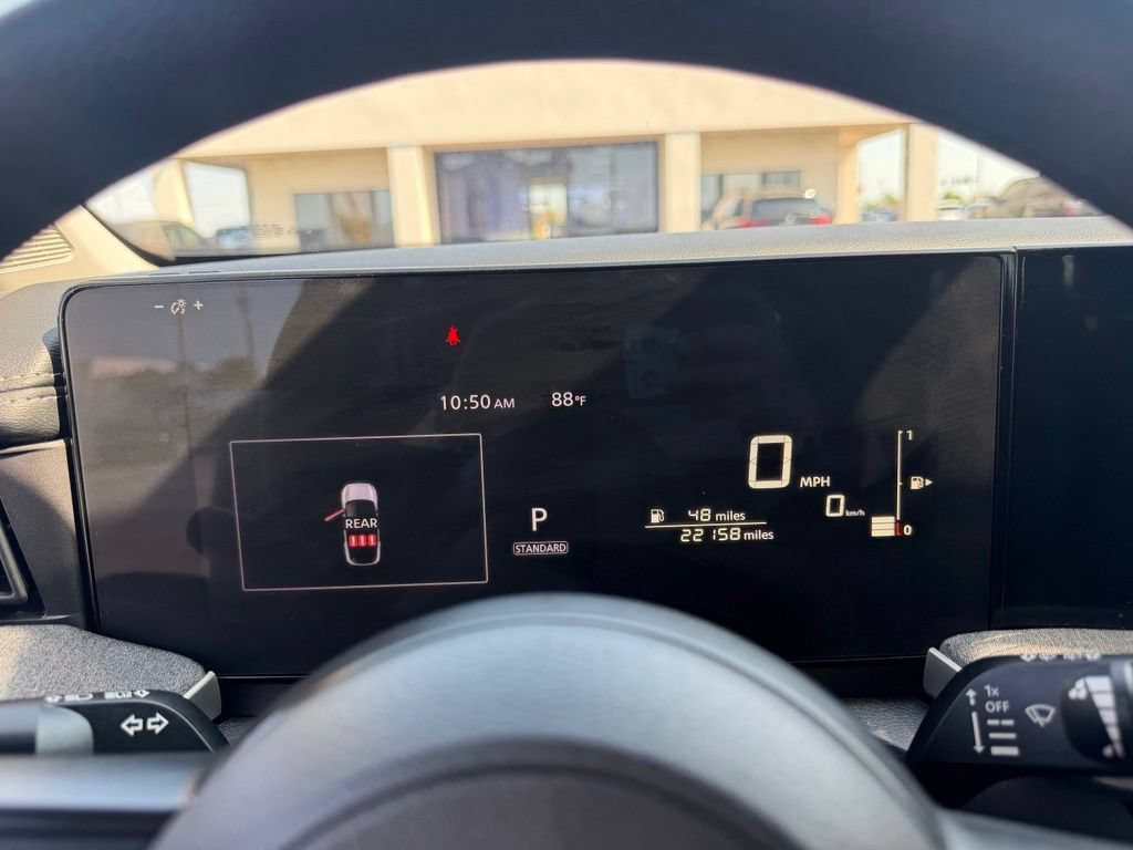 Used 2025 Nissan Kicks SV FWD image 29