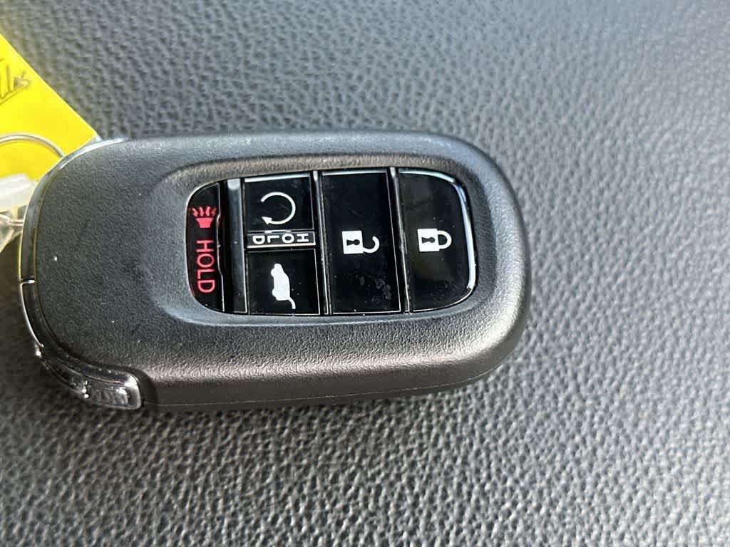 Used 2025 Honda CR-V Sport-L image 29