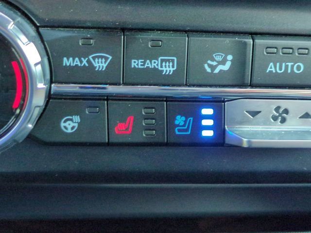 Certified 2023 Ford F350 King Ranch w/ FX4 Off-Road Package AWD/4WD image 25