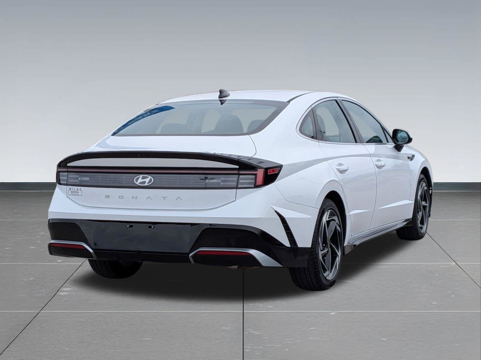 Used 2026 Hyundai Sonata SEL FWD image 5