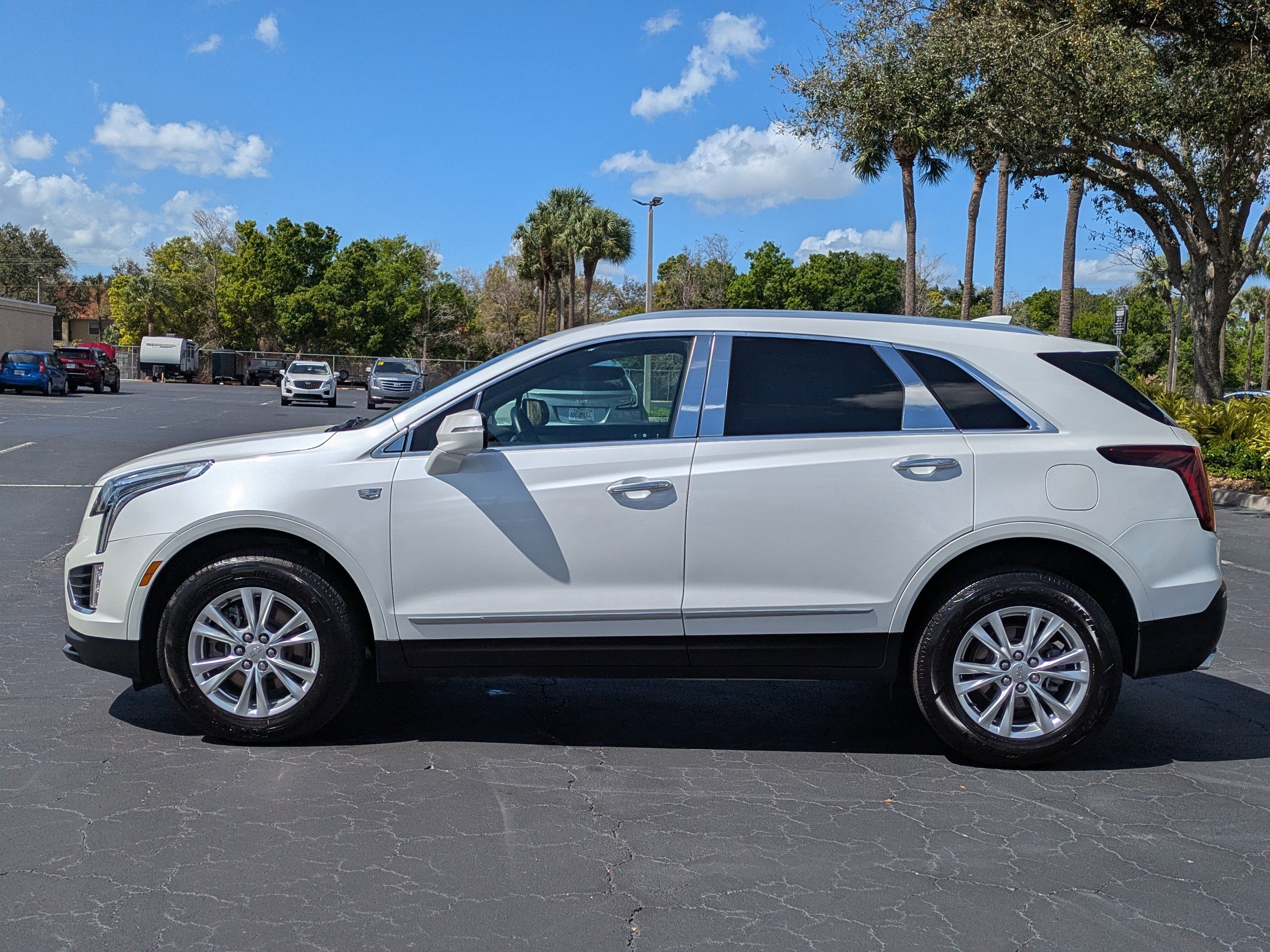 Used 2022 Cadillac XT5 Luxury image 3