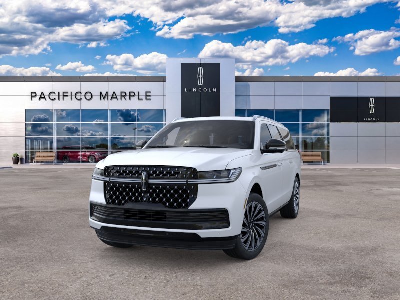 New 2026 Lincoln Navigator L Black Label AWD/4WD image 2