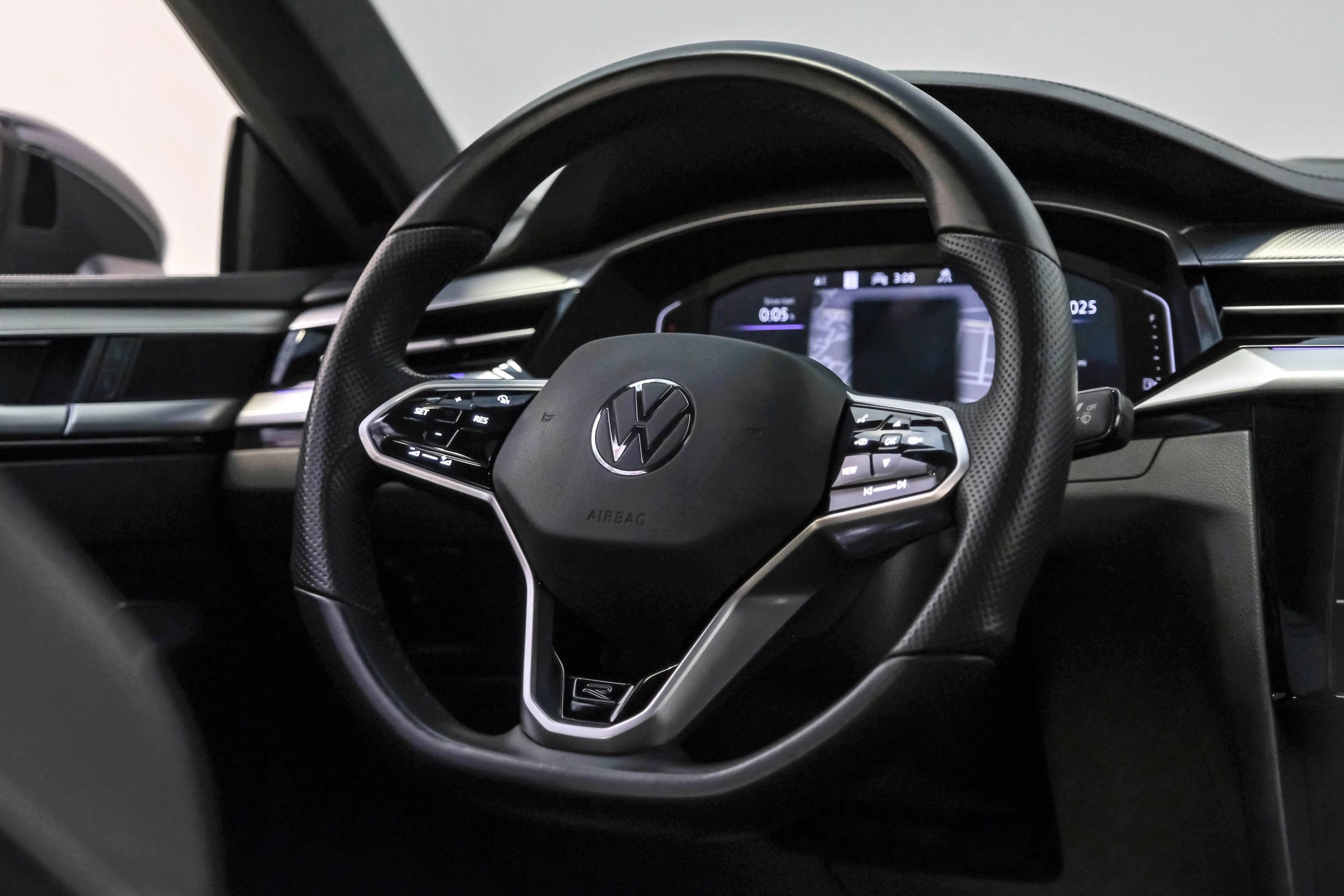 Used 2021 Volkswagen Arteon SEL image 12