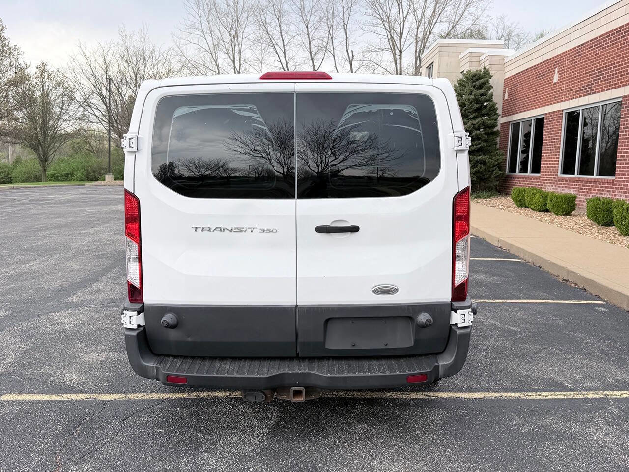 Used 2015 Ford Transit 350 XL RWD image 9