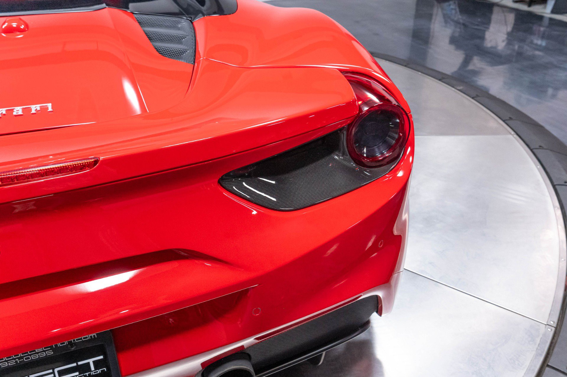 Used 2018 Ferrari 488 Spider RWD image 62