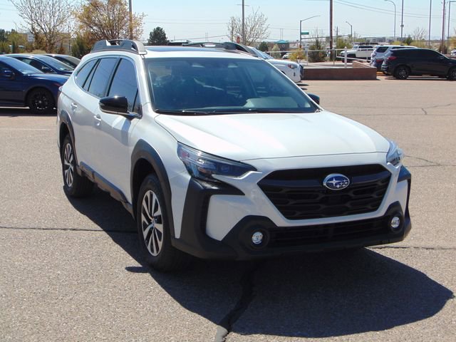 Certified 2025 Subaru Outback Premium image 9