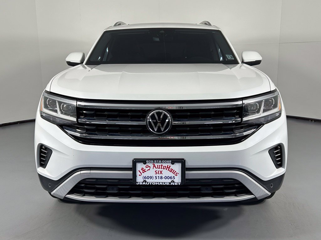 Used 2023 Volkswagen Atlas SEL AWD/4WD image 2