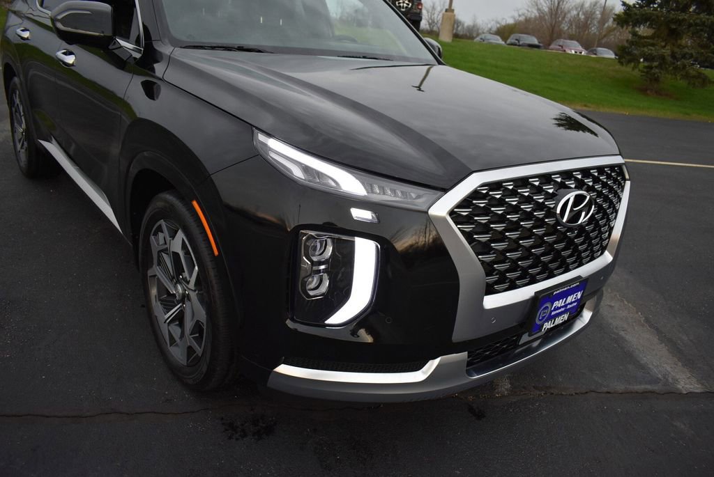 Used 2022 Hyundai Palisade Calligraphy image 2
