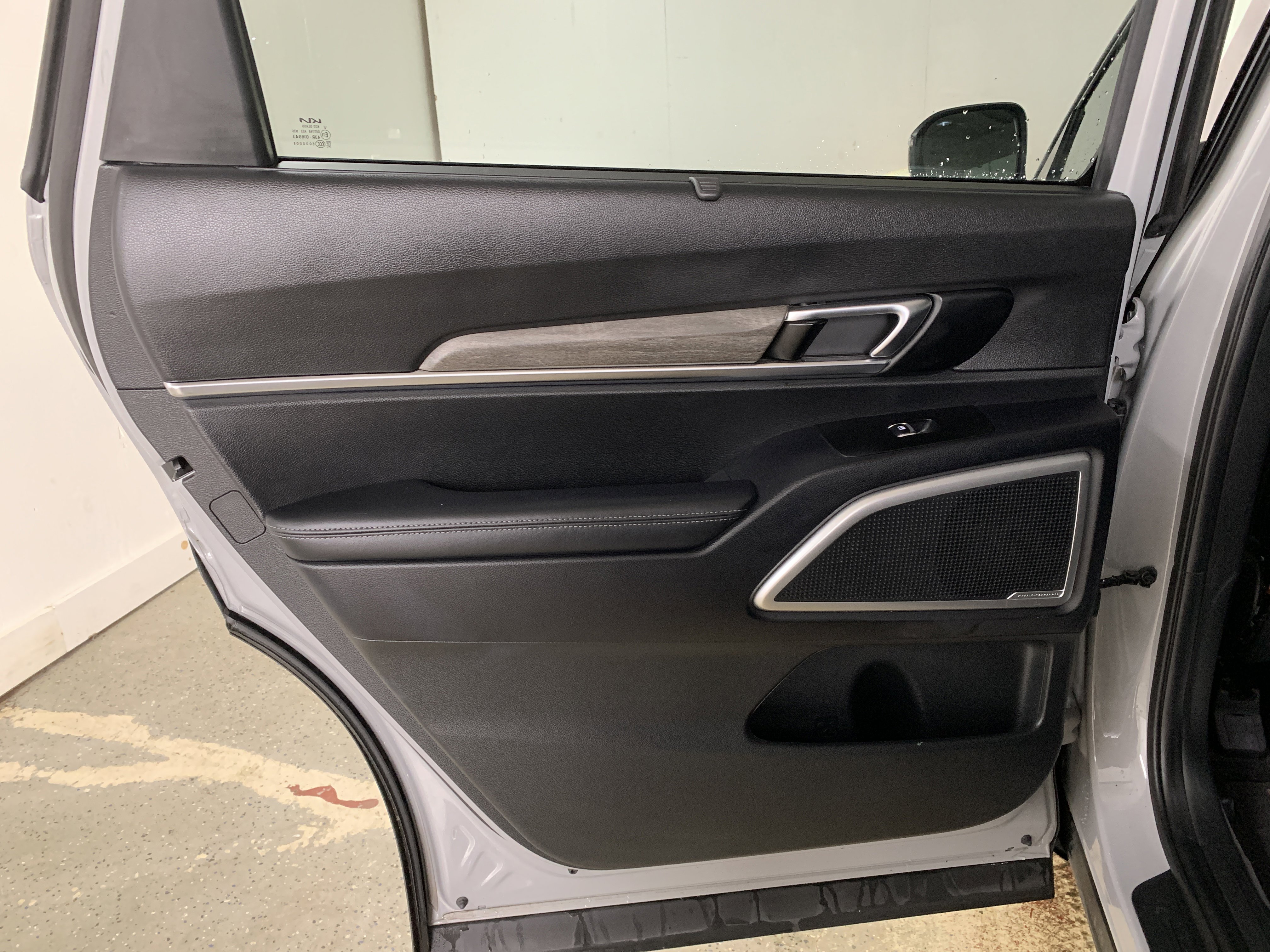 Used 2022 Kia Telluride EX w/ EX Premium Package image 42