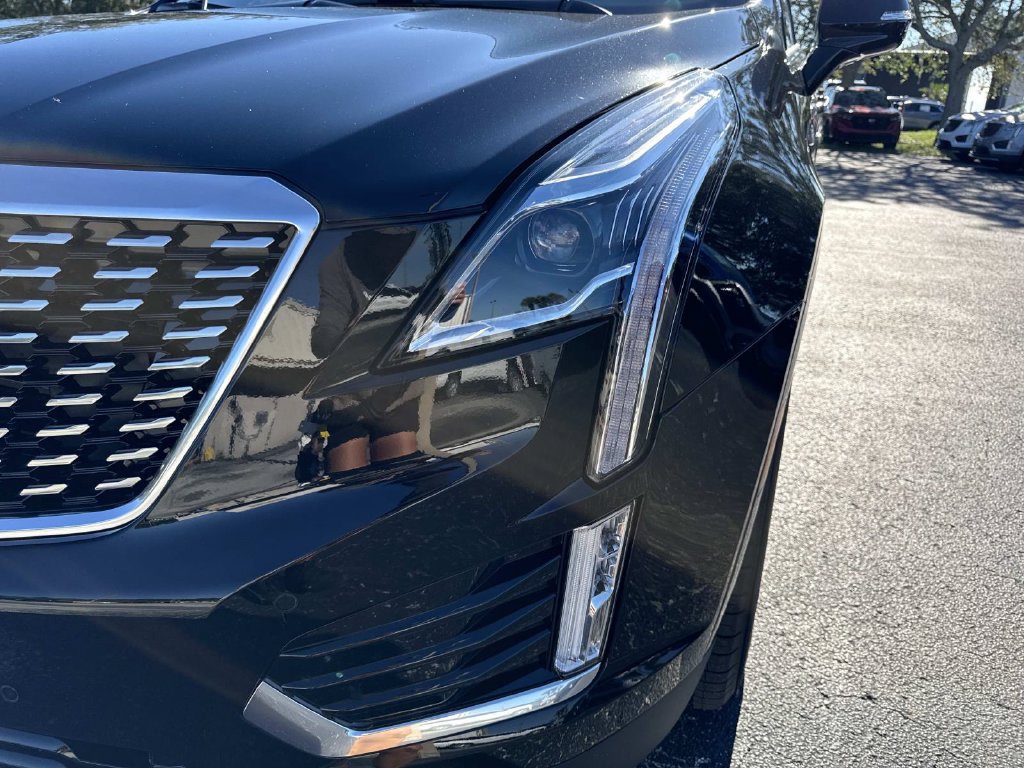 New 2026 Cadillac XT5 Luxury w/ LPO, Premium Carpet Package AWD/4WD image 9