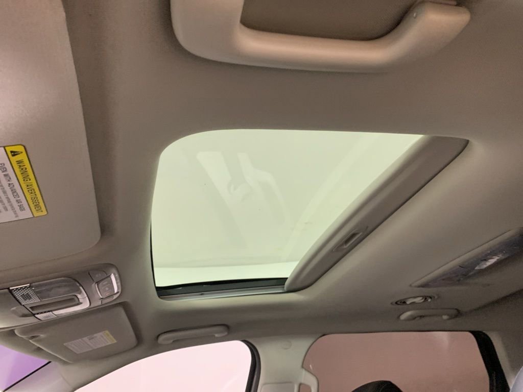 Used 2022 Kia Telluride S image 29