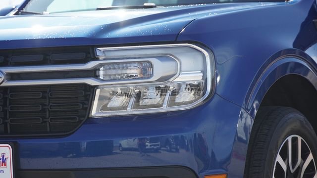 Used 2023 Ford Maverick Lariat w/ Lariat Luxury Package image 4