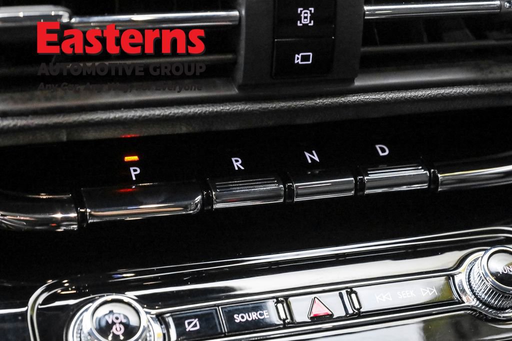 Used 2022 Lincoln Corsair AWD w/ Equipment Group 101A image 13