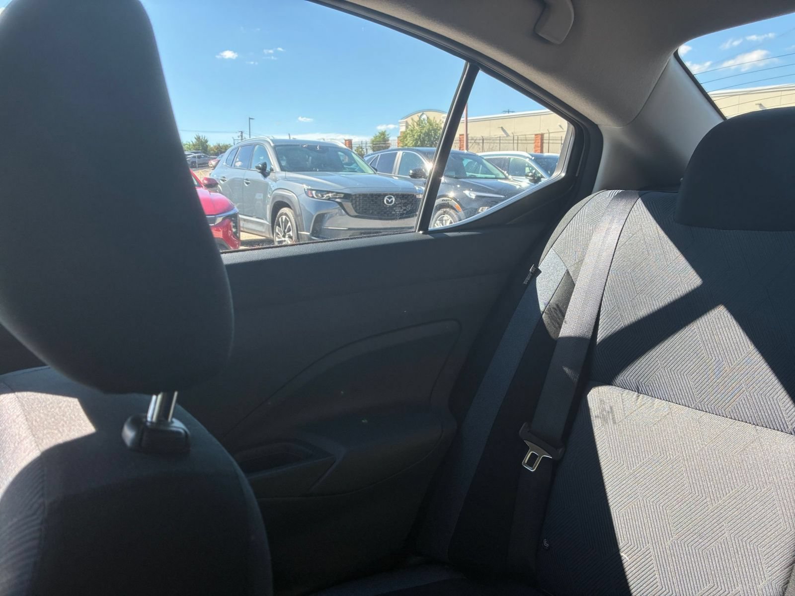Used 2025 Nissan Versa SV FWD image 34