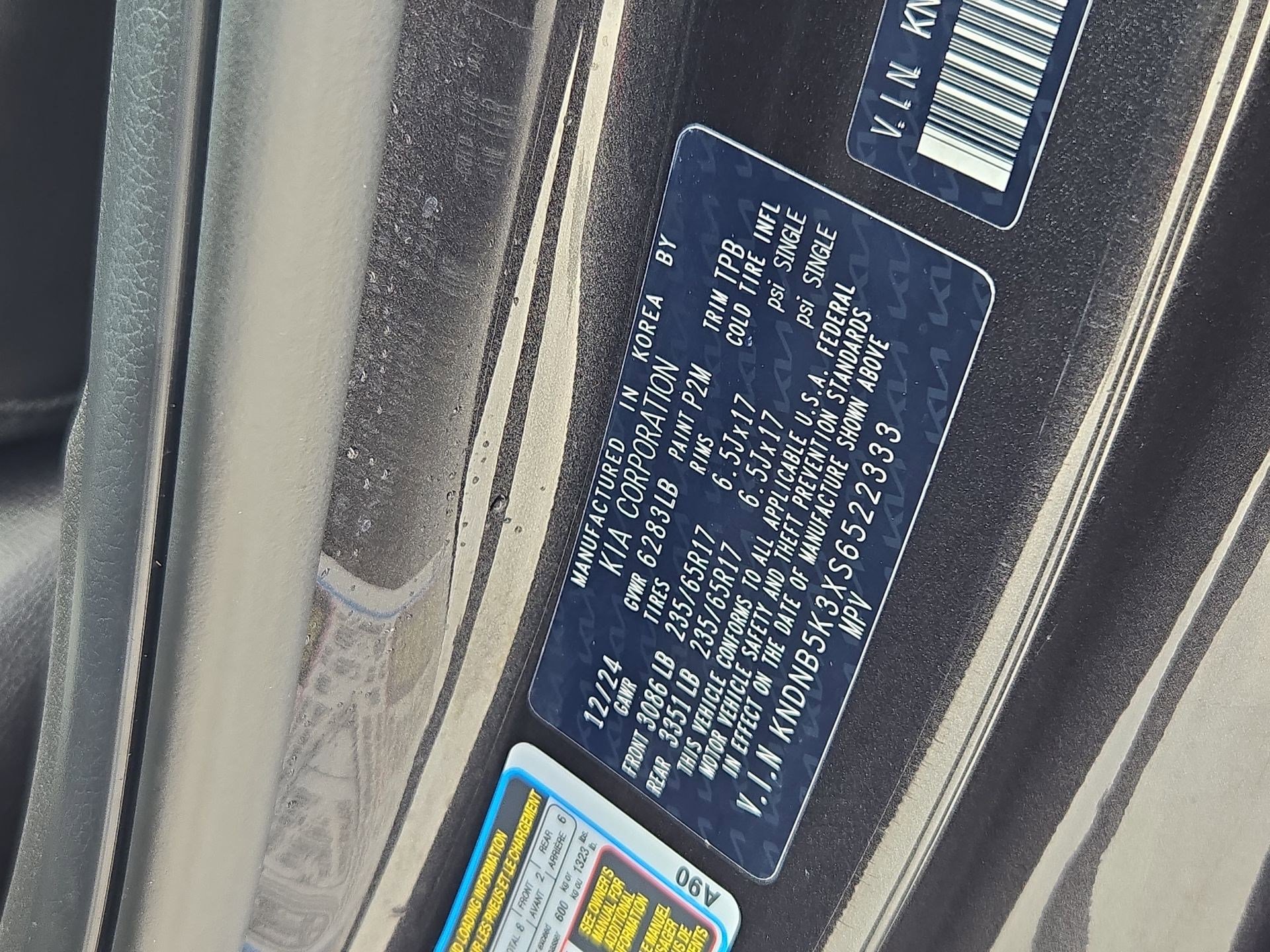 Used 2025 Kia Carnival image 35