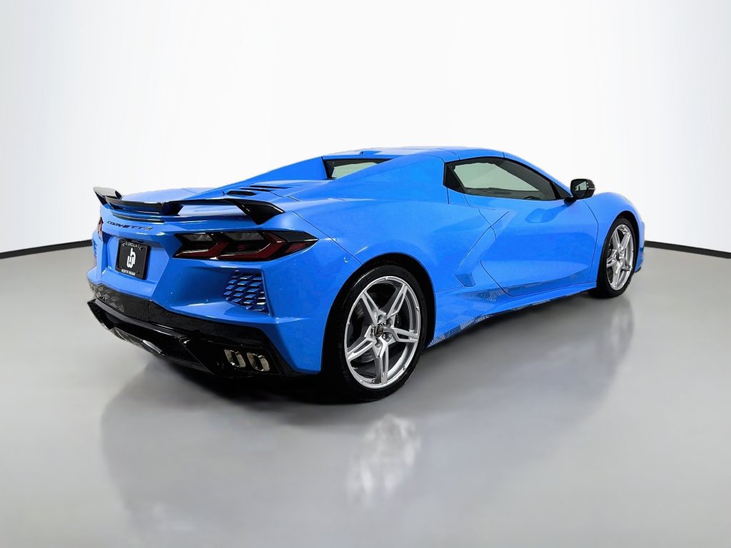 Used 2023 Chevrolet Corvette Stingray Preferred Conv w/ Z51 Performance Package RWD image 5