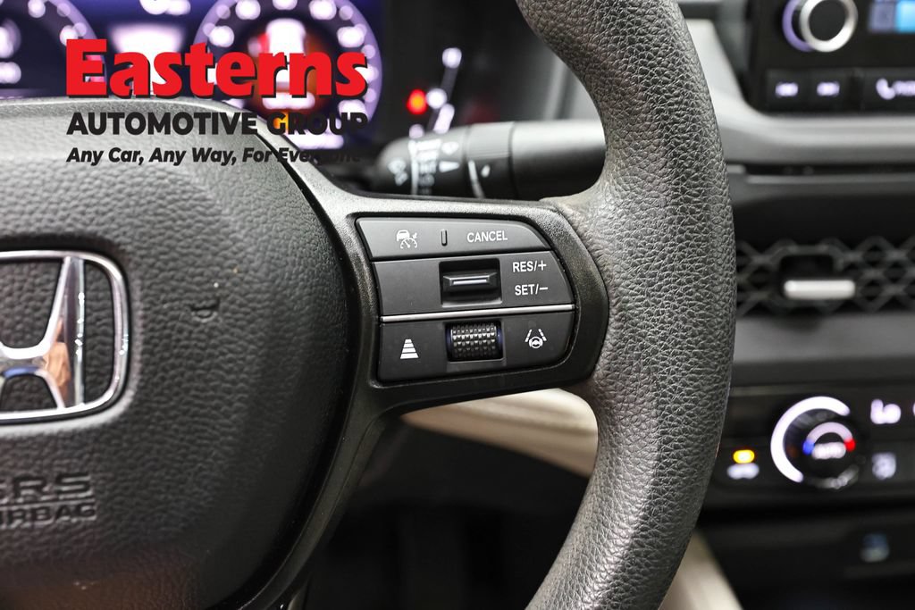 Used 2023 Honda Accord EX image 16