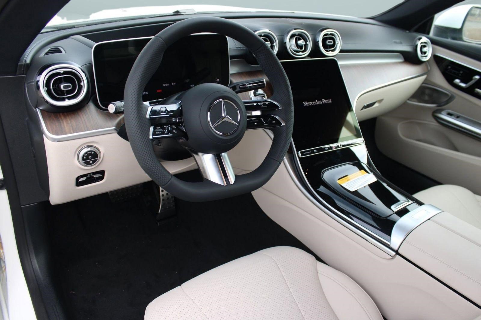 Used 2026 Mercedes-Benz CLE 300 4MATIC Coupe image 3