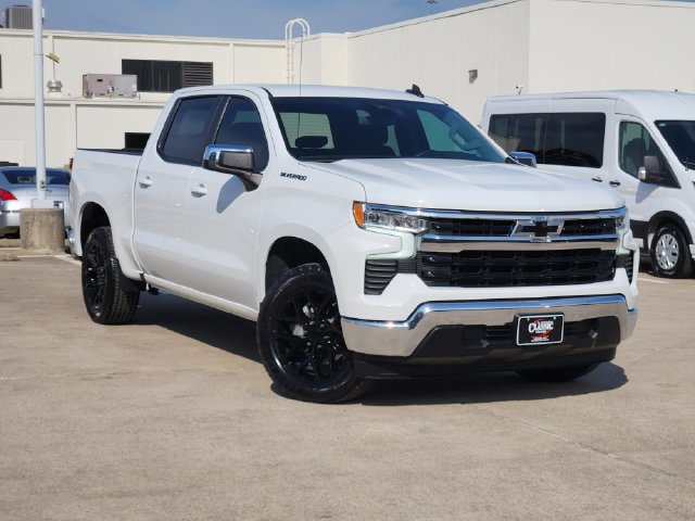 Used 2024 Chevrolet Silverado 1500 LT RWD image 2
