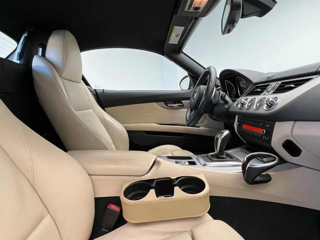 Used 2016 BMW Z4 sDrive35i image 10