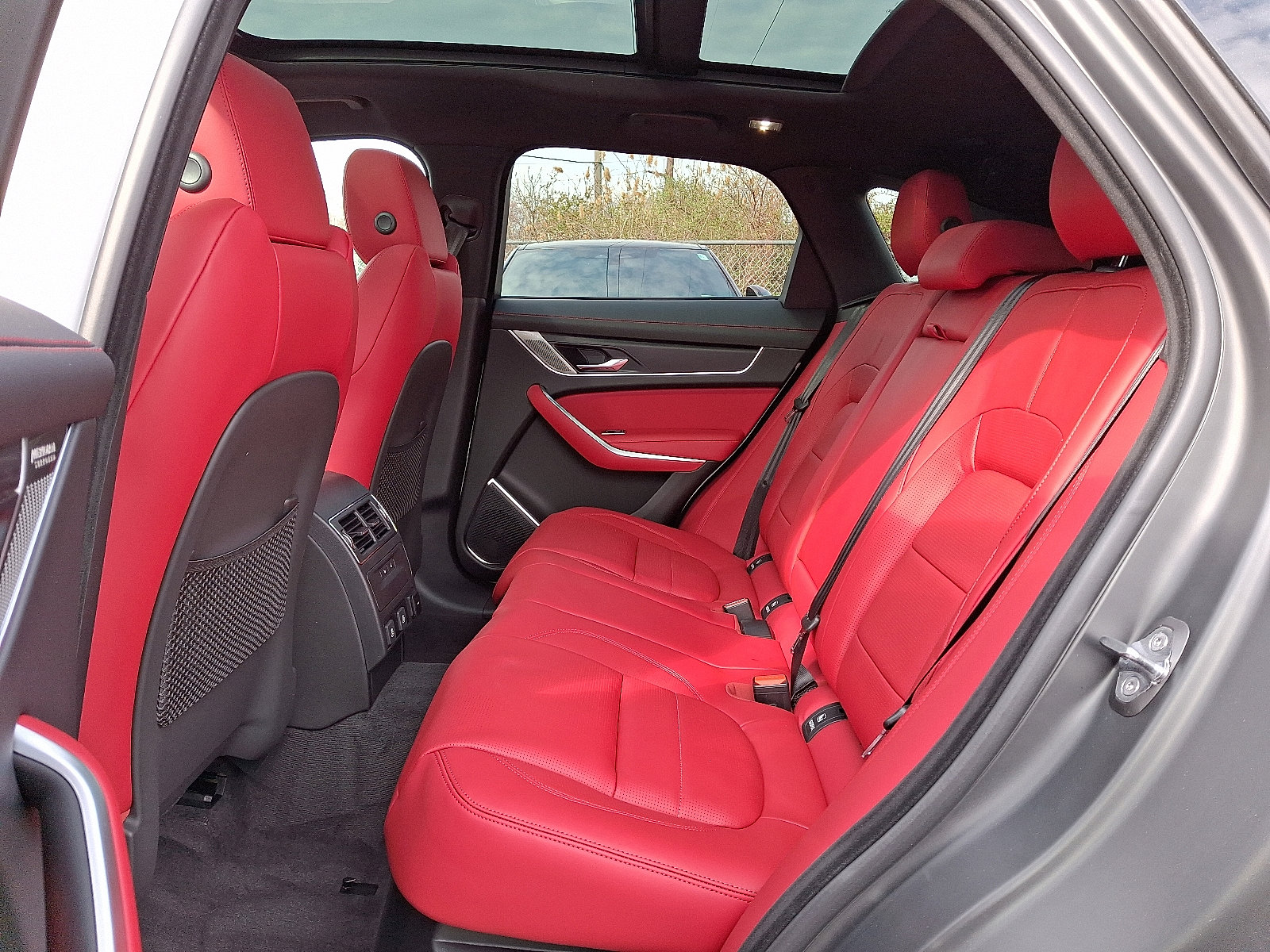 New 2026 Jaguar F-PACE R-Dynamic S image 5