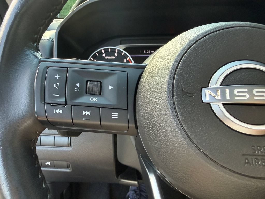 Used 2024 Nissan Rogue SV w/ SV Premium Package AWD/4WD image 26