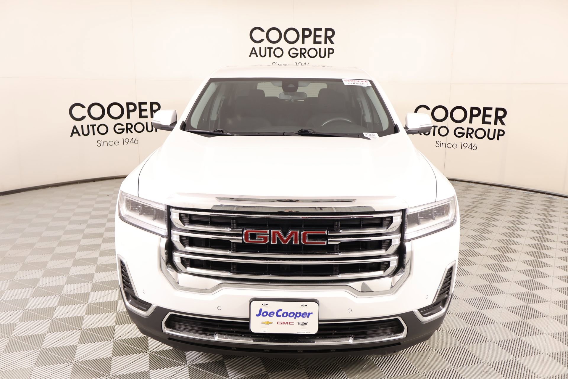 Used 2022 GMC Acadia SLE image 8