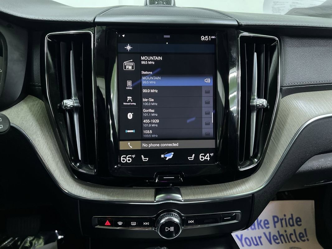 Used 2021 Volvo XC60 T5 Inscription w/ Advanced Package AWD/4WD image 21