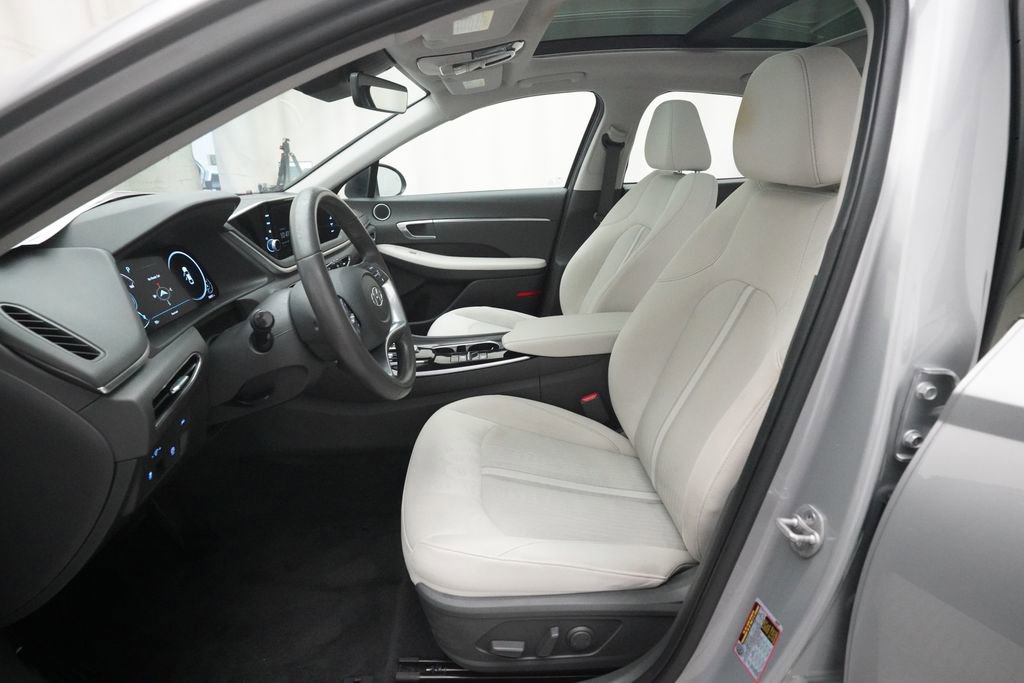 Used 2023 Hyundai Sonata SEL w/ Convenience Package image 7