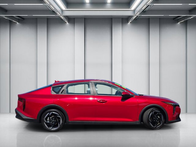 Certified 2025 Kia K4 EX FWD image 3